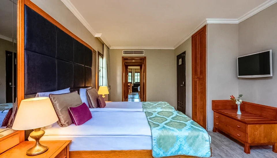 هتل آکوا ورد بلک آنتالیا